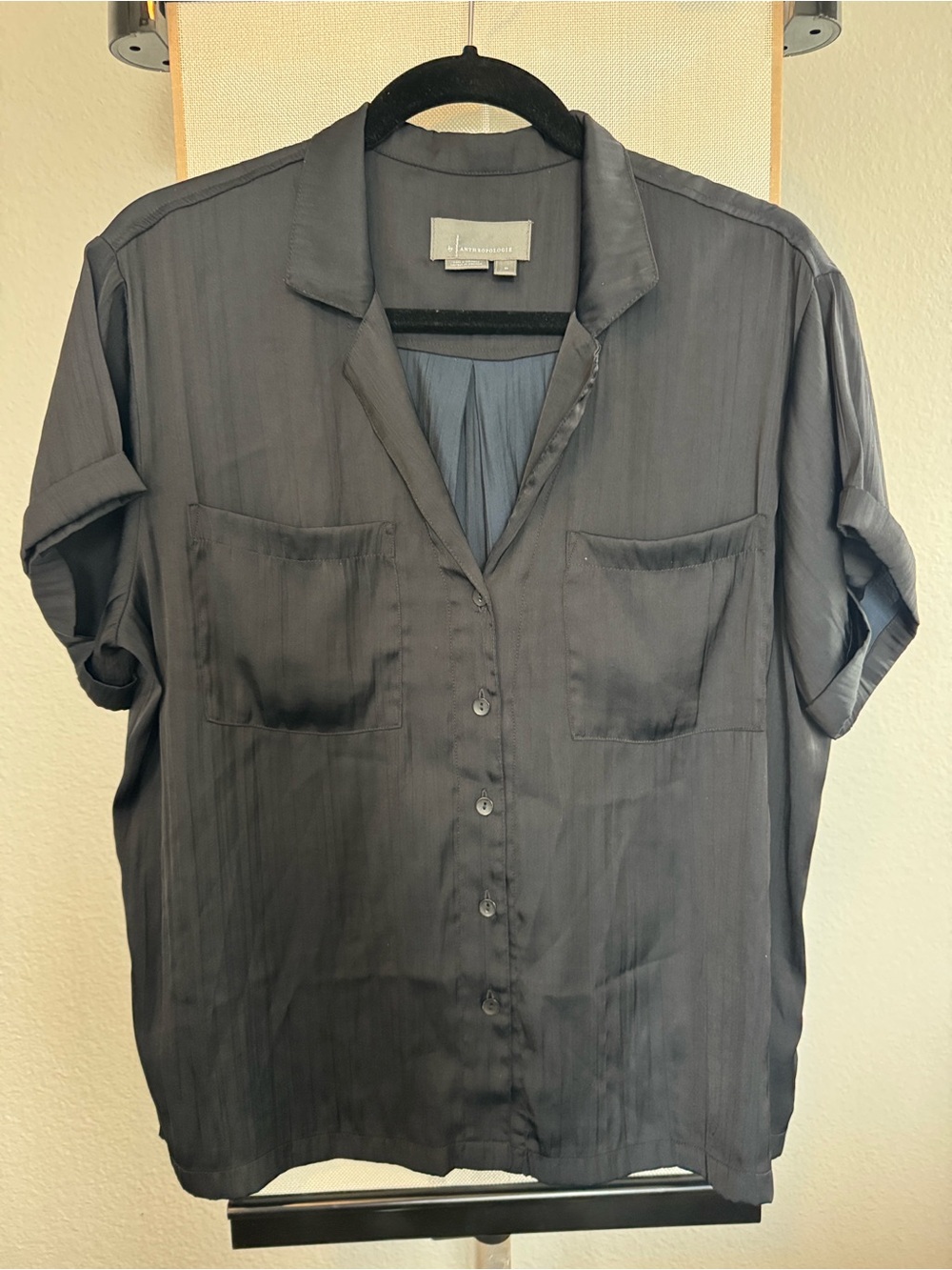 Anthropologie womens  Button-Down Short Sleeve Shirt - Black